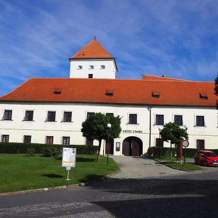 فندق Chateau Zamek 4*