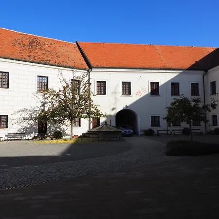 Chateau Zamek Hotel Cejkovice (Hodonin)
