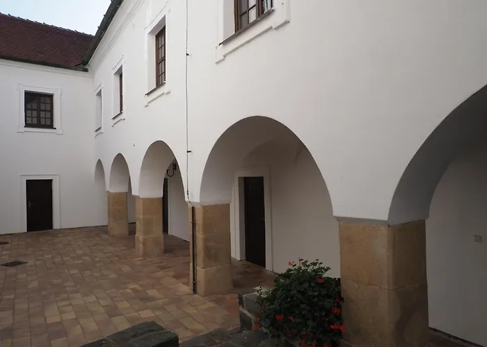 Chateau Zamek Ξενοδοχείο