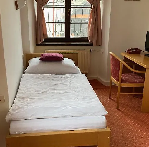 Chateau Zamek Ξενοδοχείο 4*